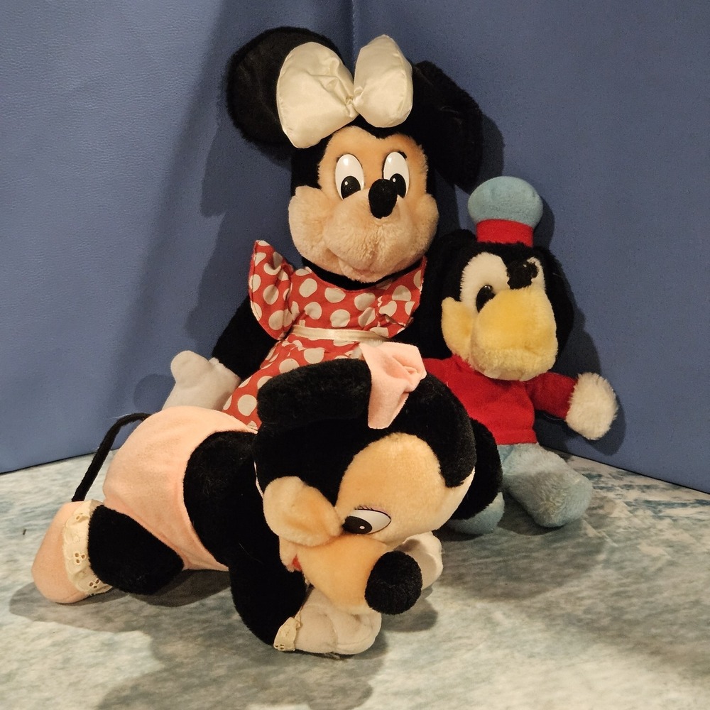 Vintage Disney Parks Minnie Mouse Plush Lot 2 Minnie 1 Goofy Applause Disneyland